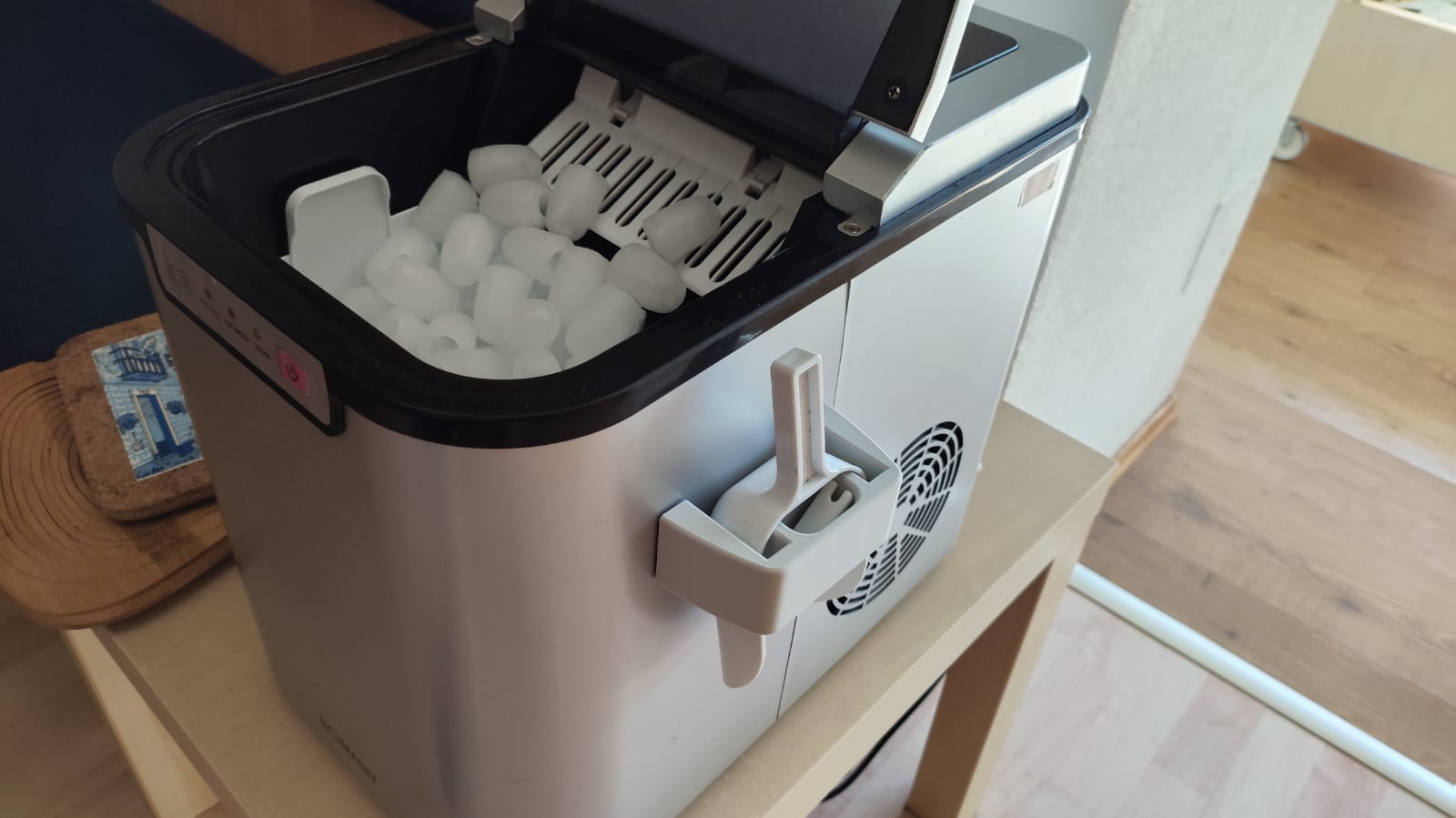 Sköfuhaldari fyrir klakavélar