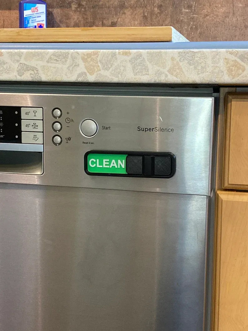 Hreint - Skítugt skilti á uppþvottavél